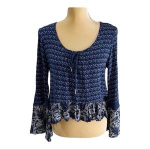 Mudd floral pattern crop top‎ boho bell sleeve size medium